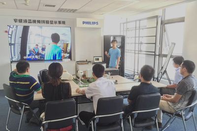 红苹果深度营销推广团队走进青岛，助力智慧城市发展